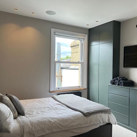 ロンドンConvenient Clapham Junction Flatアパートメント エクステリア 写真